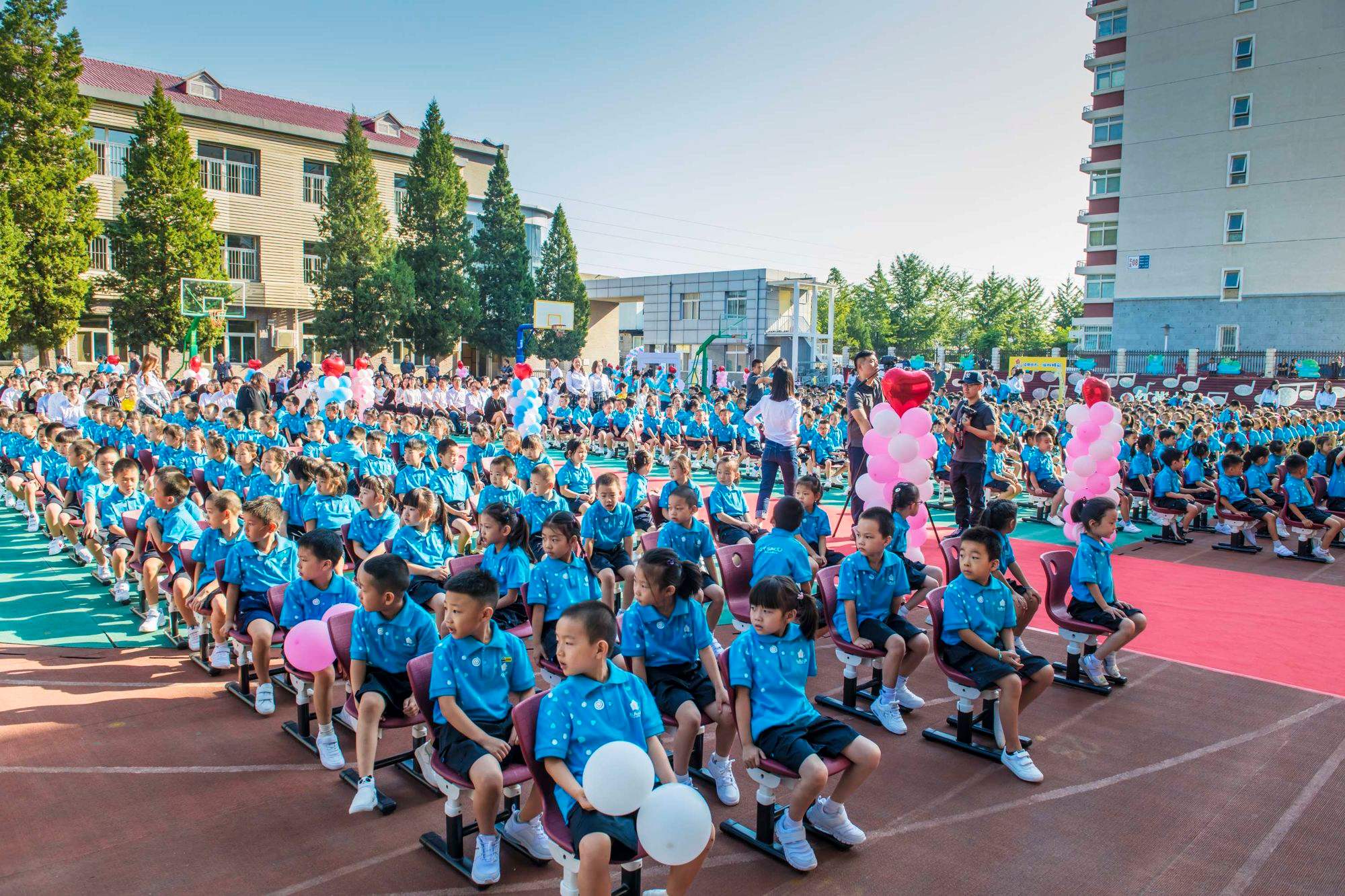 北京红英小学(北京红英小学是公办还是私立的)